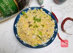 Illustration of how to make egg fried rice 11