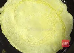 Illustration of how to make egg pancake rolls 6