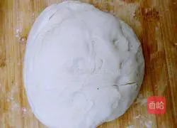 Illustration of how to make dumplings stuffed with squid and three delicacies 2