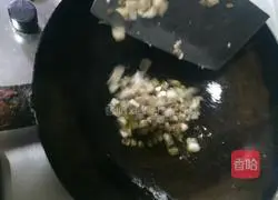 Illustration of how to make colorful fried rice 5