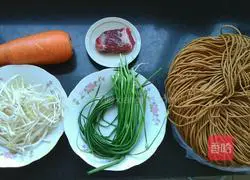 Fried noodles with shredded pork Illustration of how to do it 1