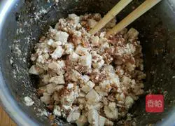 Illustration of how to make tofu stuffed dumplings 5