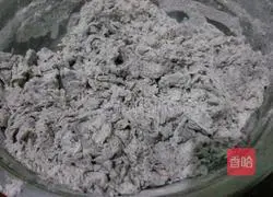 How to make black rice noodles steamed buns Illustration 3