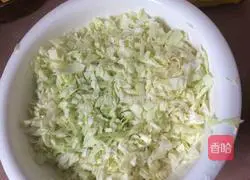 Illustration of how to make dumplings stuffed with vegetables and meat in carrot skin 4