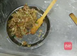 Illustration of how to make pork and radish dumplings 5