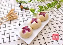 Illustration of how to make purple sweet potato blossom steamed buns 11