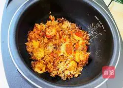 Illustration of how to make hot pot base stewed rice 5