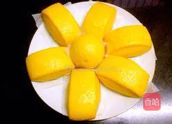 Illustration of how to make pumpkin steamed buns 11