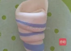 Illustration of how to make conch-shaped steamed buns with meat buns 11