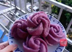 Purple Rose Steamed Buns Recipe Illustration 7