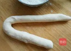 Illustration of how to make red meat dumplings 6