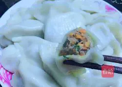 Illustration of how to make mutton and carrot dumplings 8