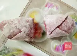 Illustration of how to make rose steamed buns 12
