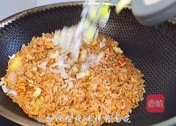 Illustration of how to make egg fried rice 9