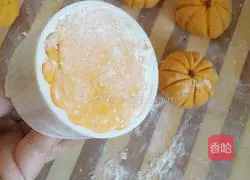 Homemade Illustration of how to make glutinous rice and bean paste cake 6