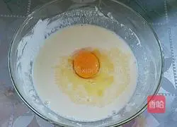 Illustration of how to make pan-fried zucchini cake 4