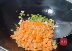 Illustration of how to make egg fried rice 11