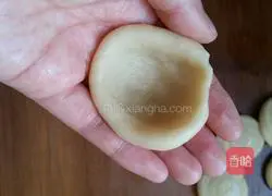 Illustration of how to make mung bean cake 11