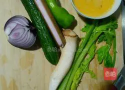 Illustration of how to make seasonal vegetable fried rice 1