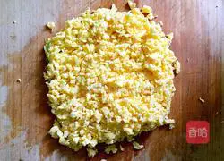 Illustration of how to make fan-shaped dumplings 4