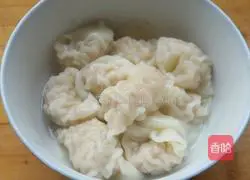 Illustration of how to make fried wontons 3