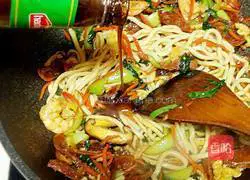 Illustration of how to make fried noodles 12