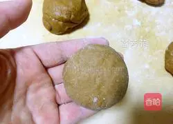 Illustration of how to make brown sugar blossom steamed buns 7