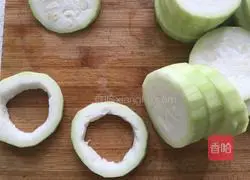 Zucchini meat Illustration of how to make cakes 4