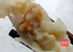 Illustration of how to make water chestnut stuffed dumplings 6