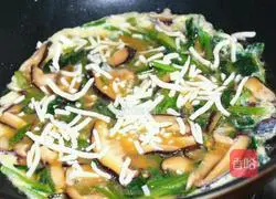 Illustration of how to make mushroom and vegetable cheese cake 15