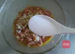 Illustration of how to make Lianghe noodles and donkey meat stuffed buns 11