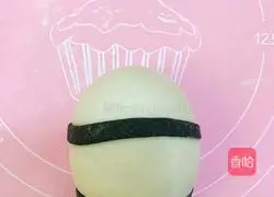 Illustration of how to make panda steamed buns 6