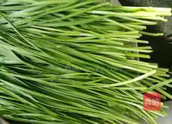 Illustration of how to make gourd pork buns 3