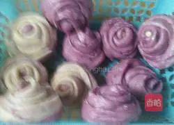 Illustration of how to make rose steamed buns 9
