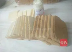 Illustration of how to make freshly grilled sandwiches 1