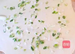 Illustration of how to make green onion pancakes 6