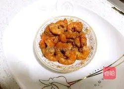 Illustration of how to make fried rice with shrimps and peas 1