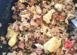 How to make fried rice Illustration 5