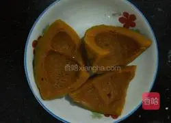 Illustration of how to make pumpkin steamed buns 2 