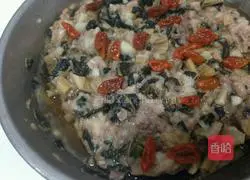 Illustration of how to make steamed meatloaf with dried vegetables 5
