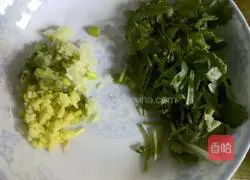 Illustration of how to make fried rice with carrots, potatoes, sausages 2