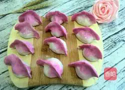 Illustration of how to make wild amaranth dumplings 18