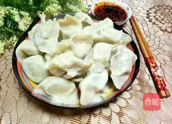 Illustration of how to make chrysanthemum stuffed dumplings 13