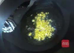 Illustration of how to make egg fried rice 6