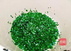 Illustration of how to make large dumplings with vegetarian filling 7