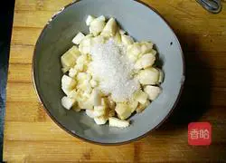 Illustration of how to make banana glutinous rice cakes 4