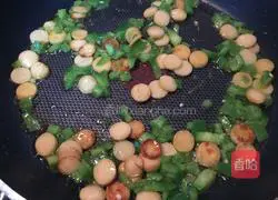 Illustration of how to make Teriyaki Squid Curry Fried Rice 7