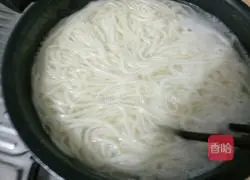 Saint Woman Illustration of how to make fruit and egg noodles 11