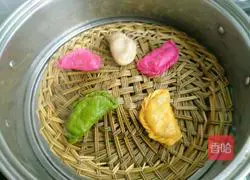 Illustration of how to make lace dumplings 18