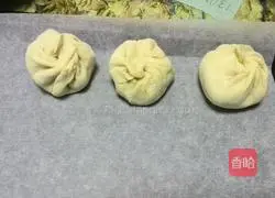Illustration of how to make bean paste steamed buns 8